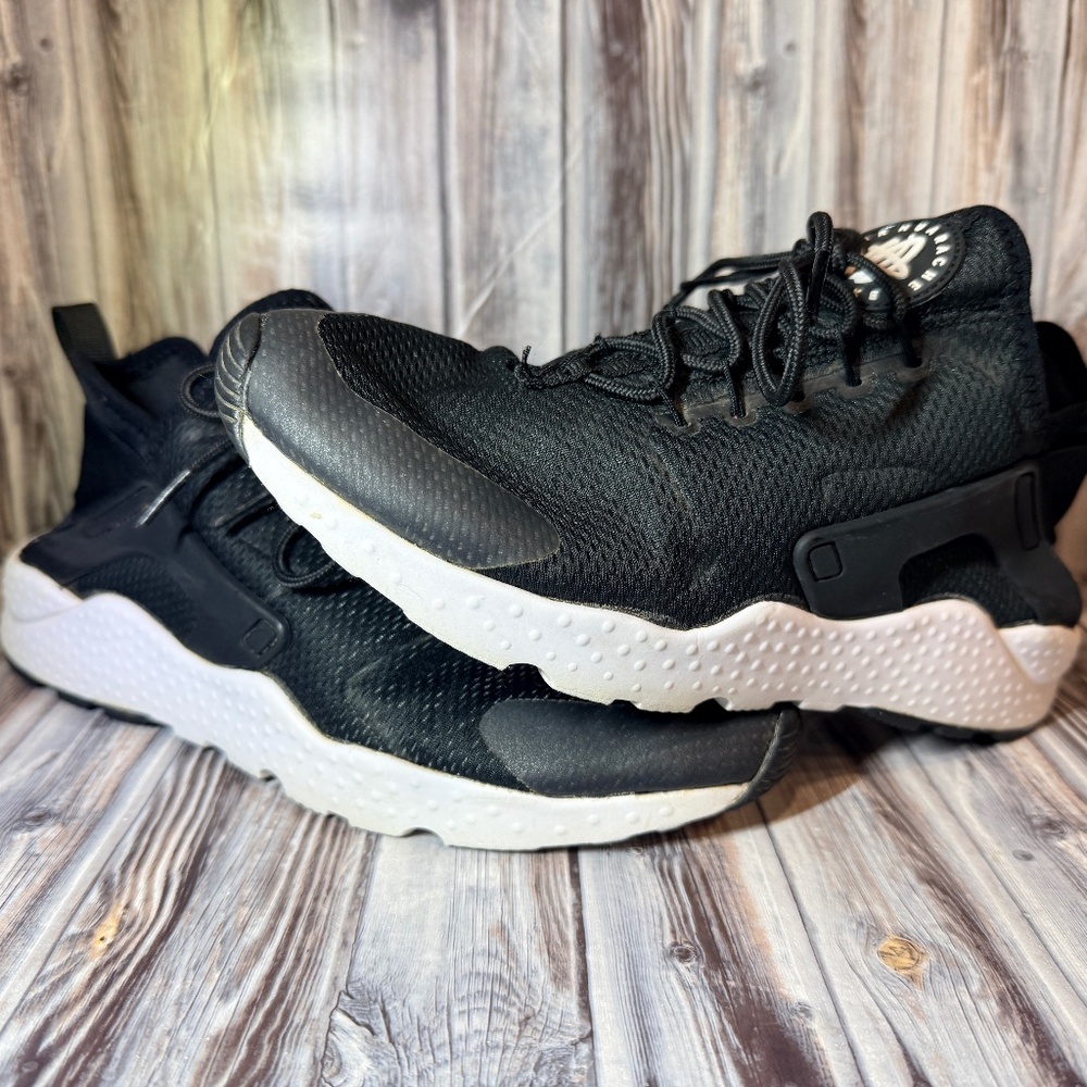 Nike Air Huarache Run Ultra Shoes size 9